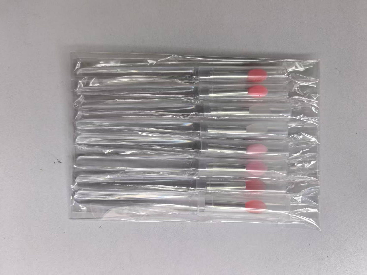 Portable Lip Brush with Cover Lip Smudge Brush Round Head Mini Portable Lipstick Brush Concealer Brush Soft Bristle Makeup Brush