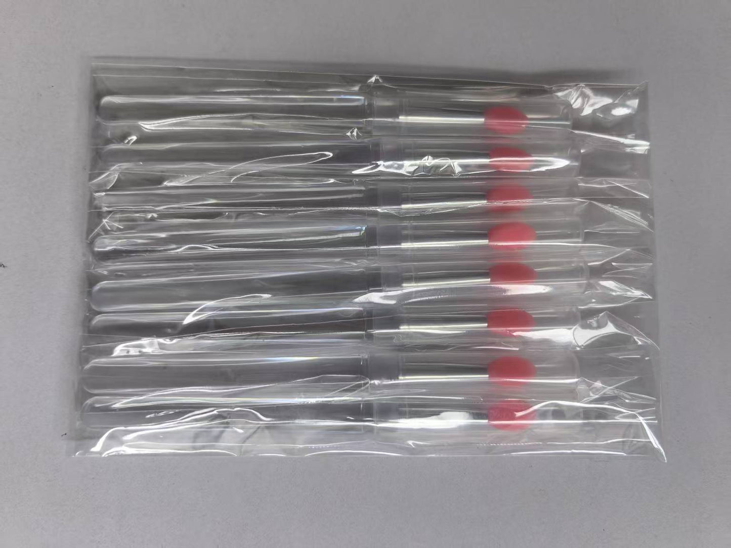 Portable Lip Brush with Cover Lip Smudge Brush Round Head Mini Portable Lipstick Brush Concealer Brush Soft Bristle Makeup Brush