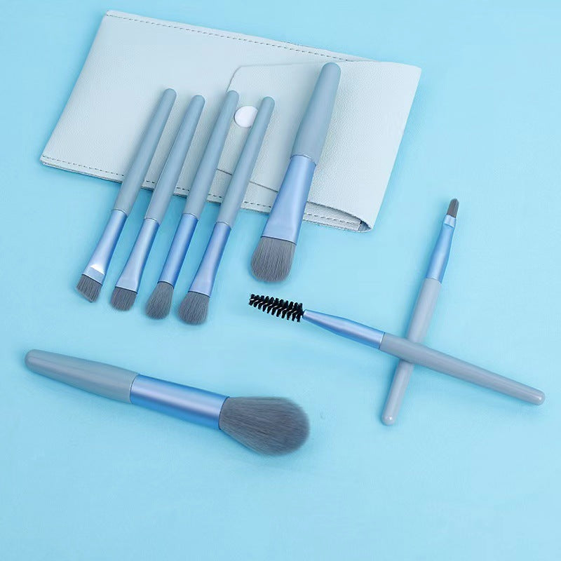 8 Macaron matte plastic handle makeup cover brush, portable makeup cover brush, blush brush, foundation brush, eyeshadow brush.