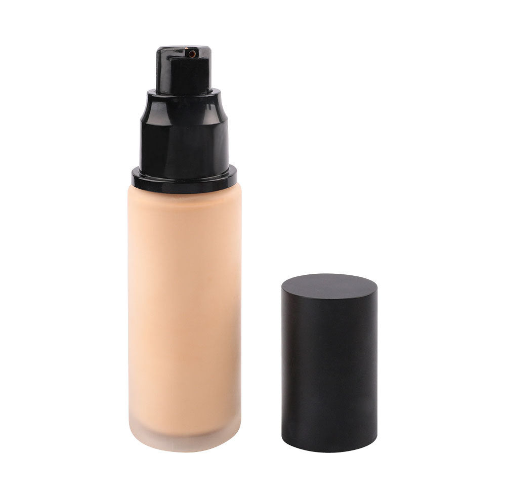 Hydrating concealer foundation holds makeup for a long time, feels light and moisturizes, and nude makeup foundation is delicate and docile.