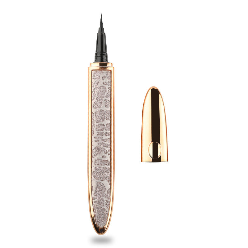 Diamond-encrusted eyeliner, soft-haired extremely fine nib, waterproof and sweat-proof, quick-drying and non-smudging eyeliner.