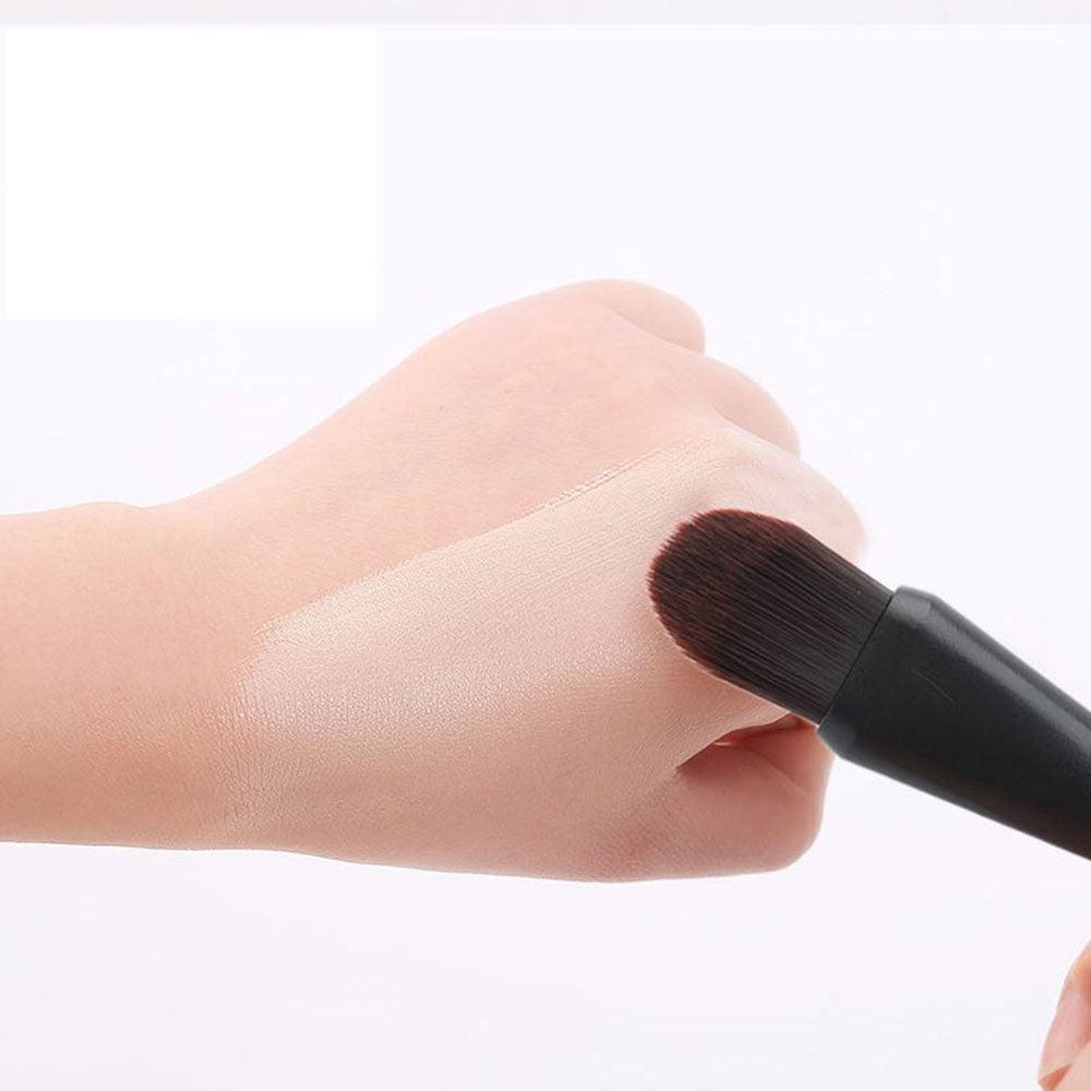 Single mask brush Foundation brush, soft elastic fiber hair, feel oil brush handle, even makeup mask brush