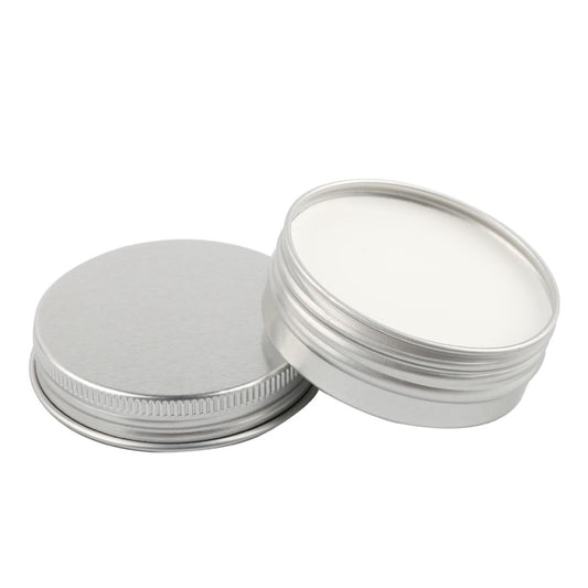 White concealer, light and long-lasting concealer, covers spots and acne marks.